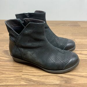 Womens Naot Loyal Black Cap Tow Zip Boots Size 37/6